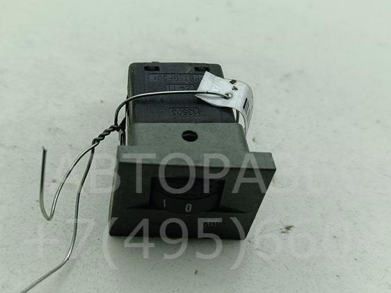 Кнопка обогрева сидений