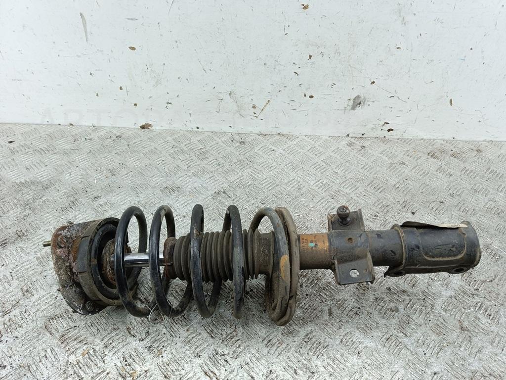 Амортизатор передний правый