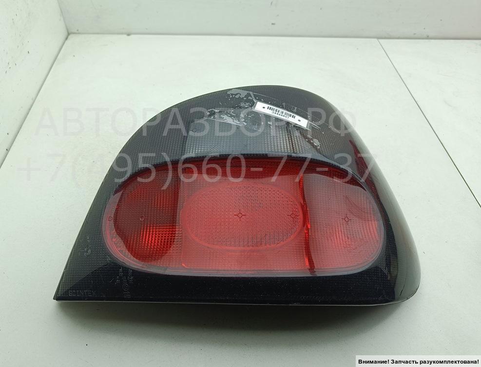 Фонарь задний правый