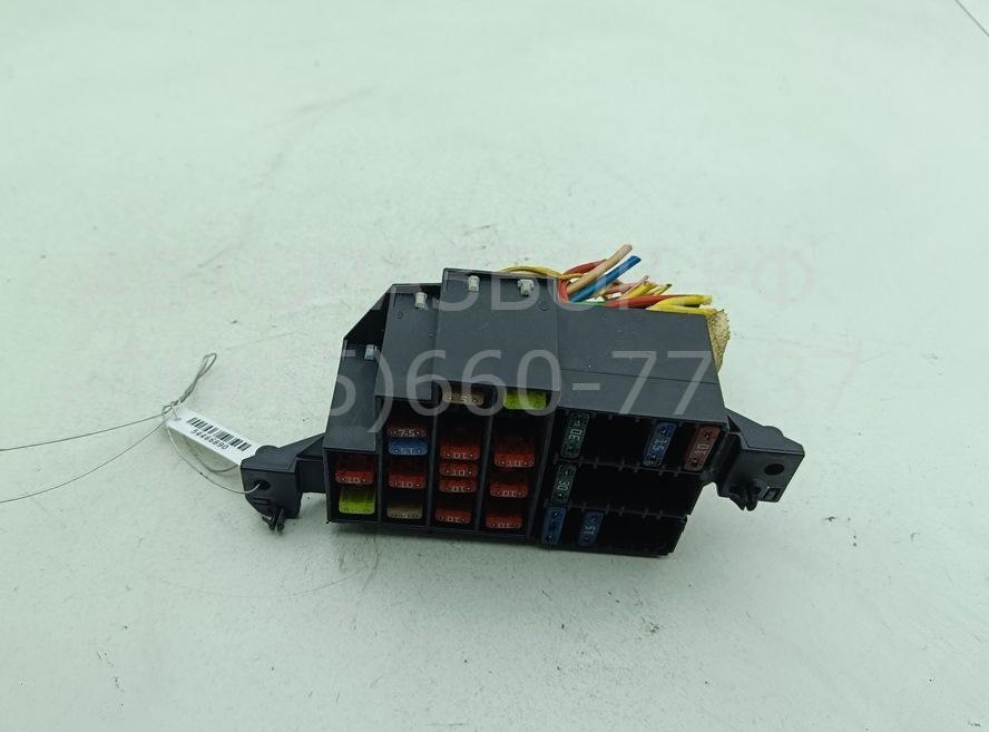 Блок предохранителей