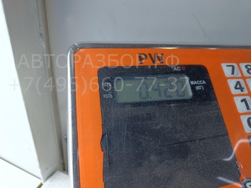 Крюк буксировочный