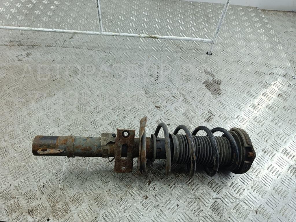 Амортизатор передний правый