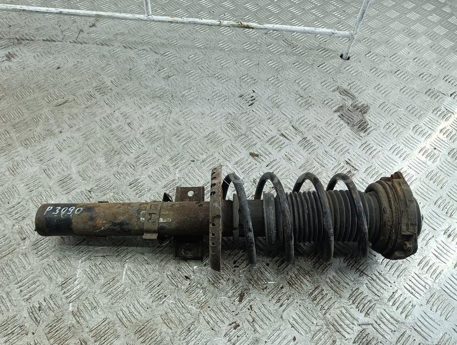 Амортизатор передний правый