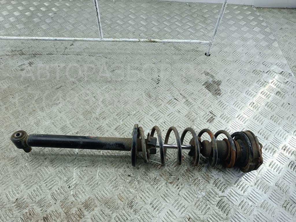 Амортизатор задний правый