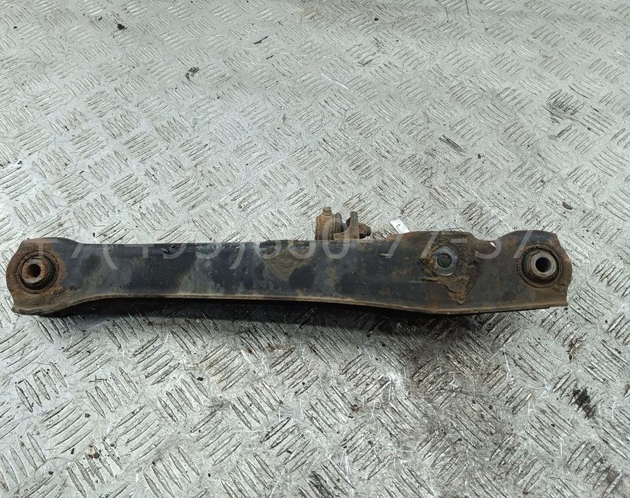 Рычаг задний правый