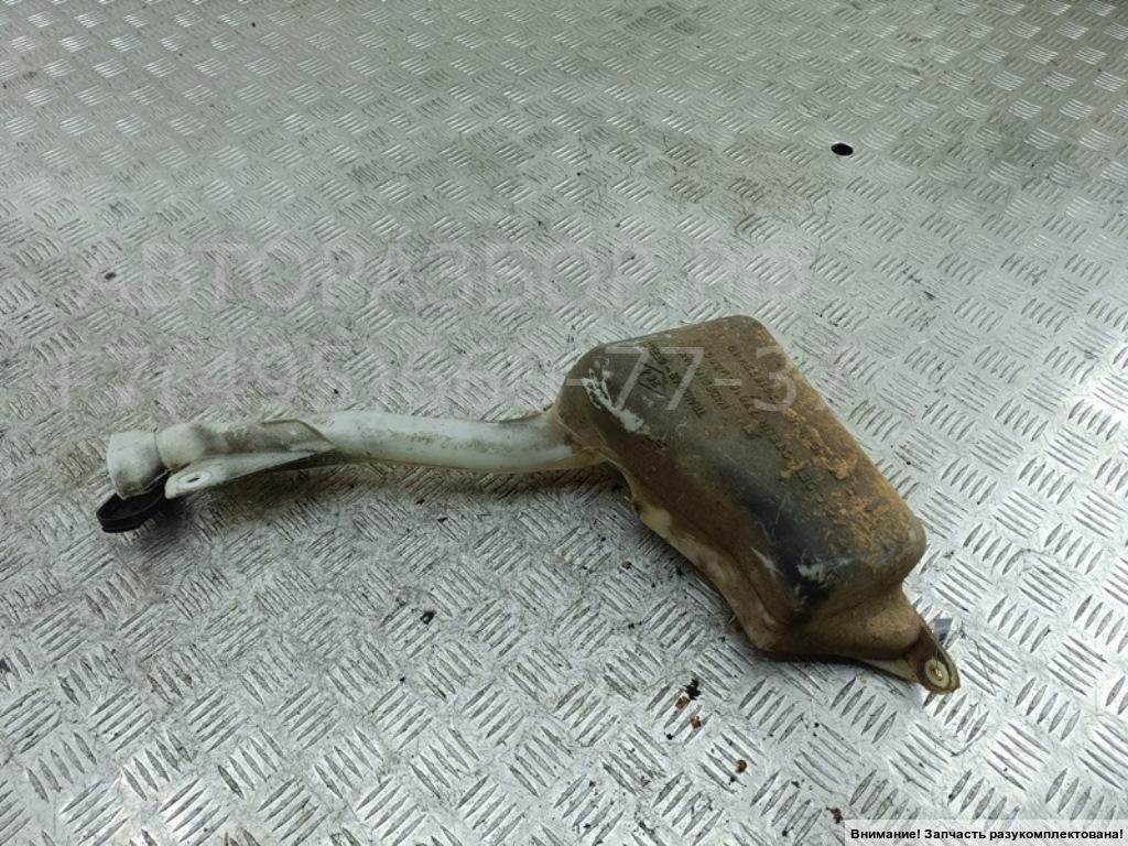 Бачок омывателя лобового стекла