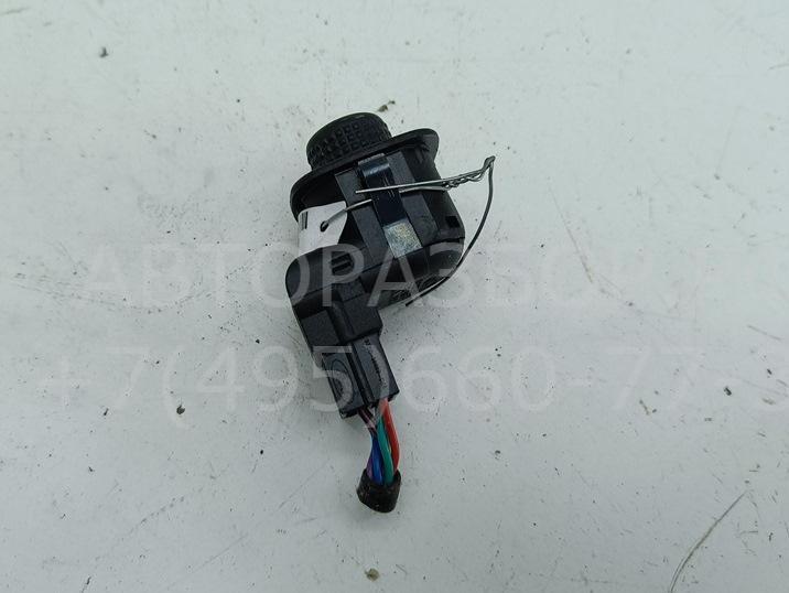 Кнопка регулировки зеркала