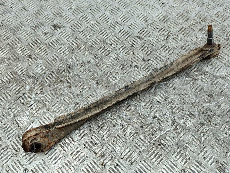 Рычаг задний правый