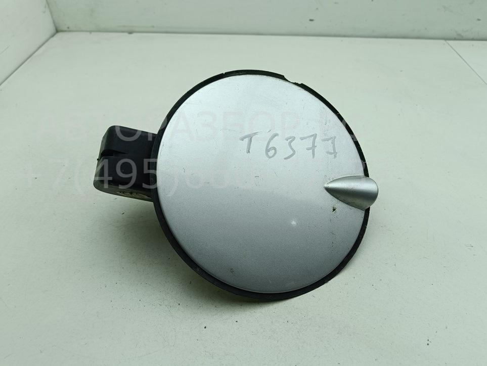 Лючок бензобака