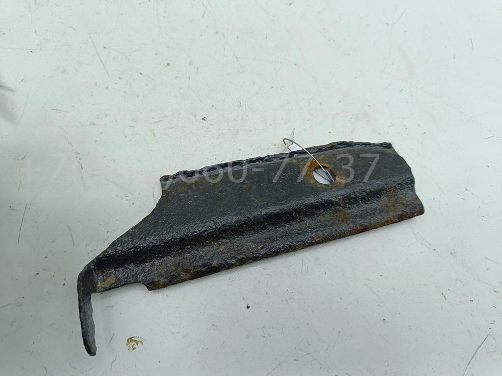 Крепление АКБ (корпус/подставка)