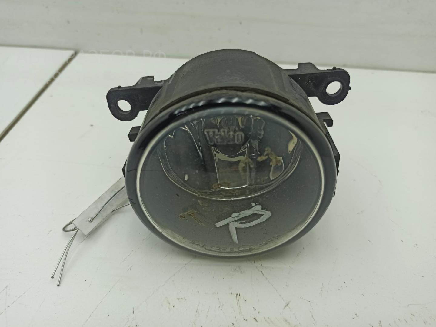 Фара противотуманная правая