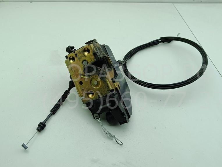 Замок двери передней правой