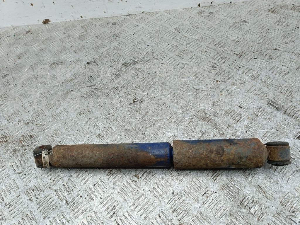 Амортизатор задний правый