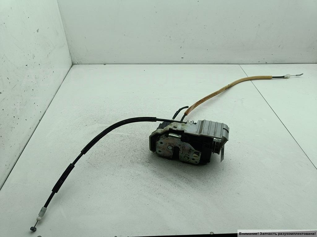 Замок двери задней правой