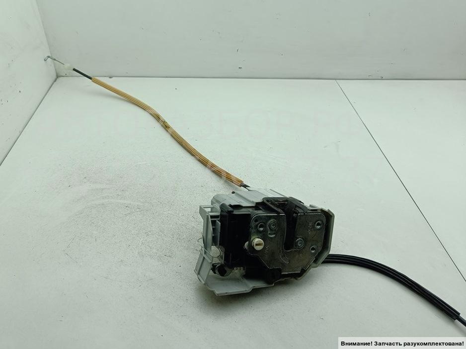 Замок двери задней правой