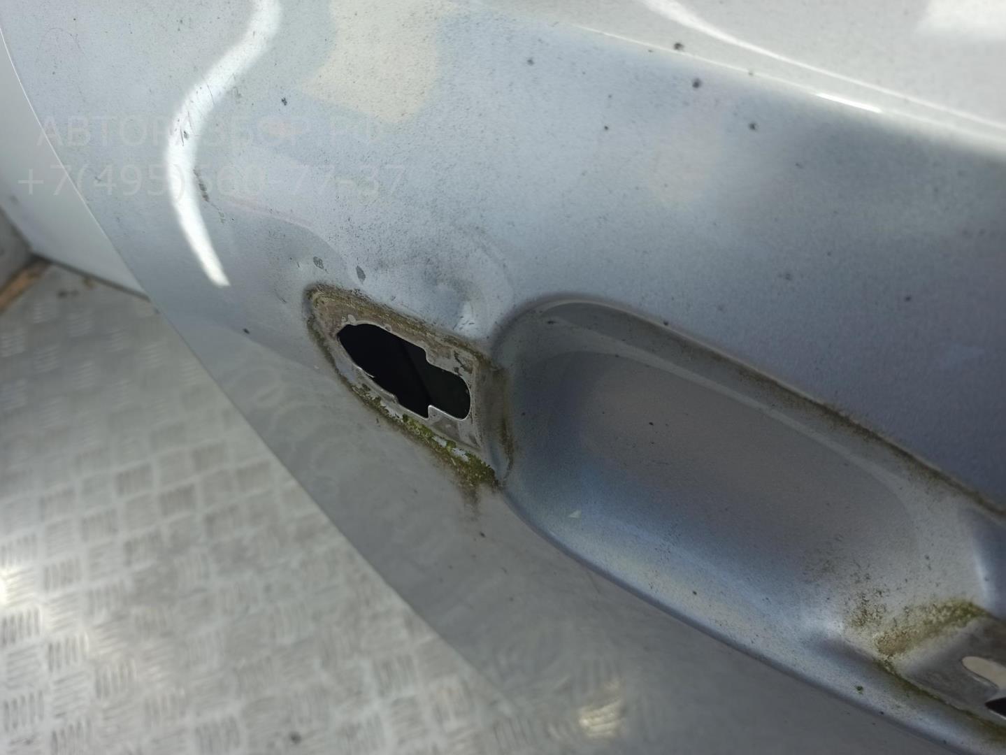 Дверь задняя правая