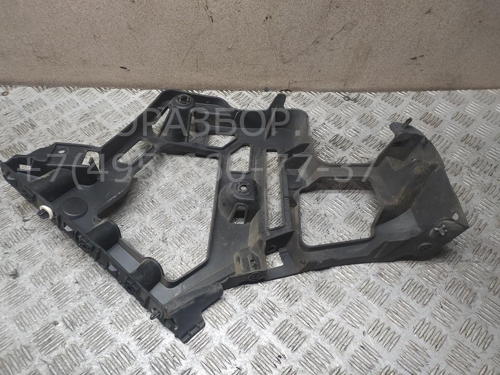 Кронштейн заднего бампера правый