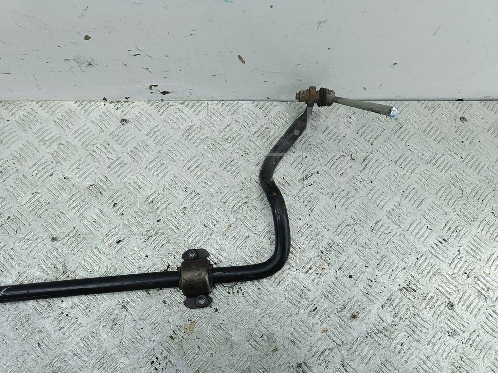 Стабилизатор передний