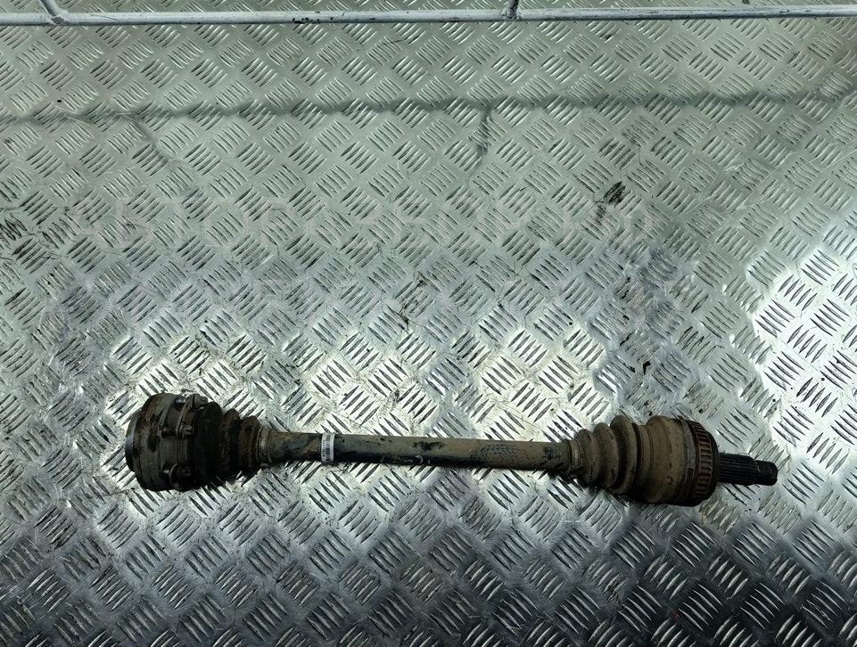 Полуось задняя