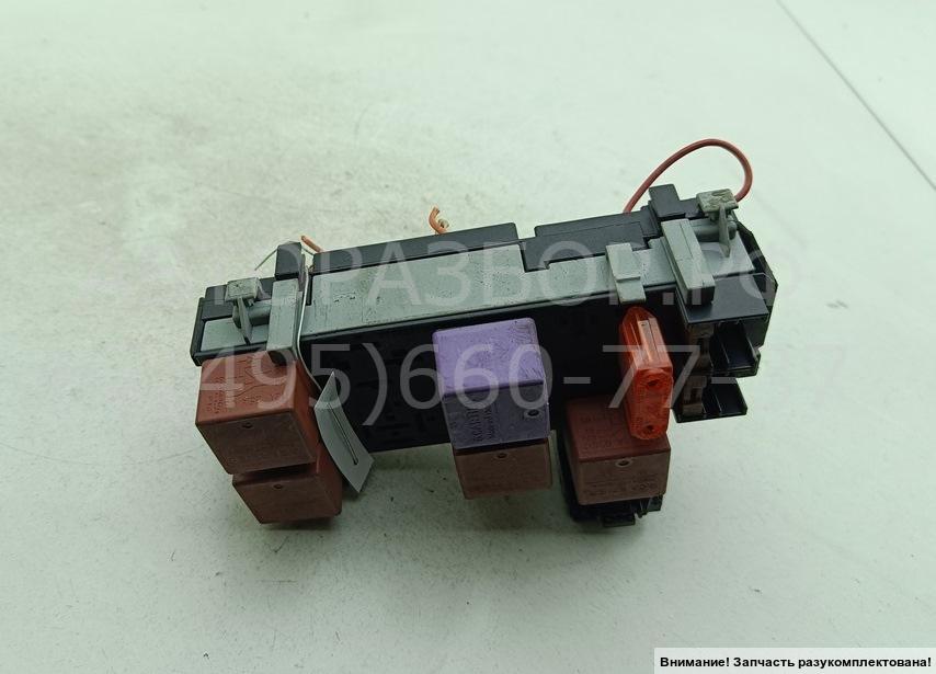 Блок предохранителей