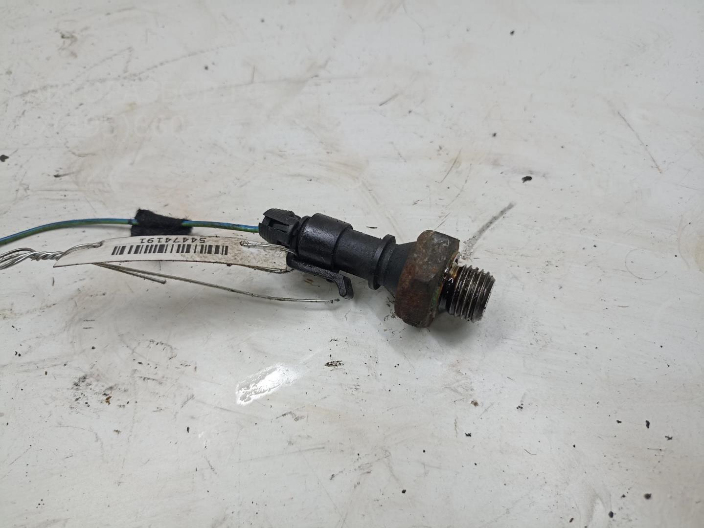 Датчик давления масла