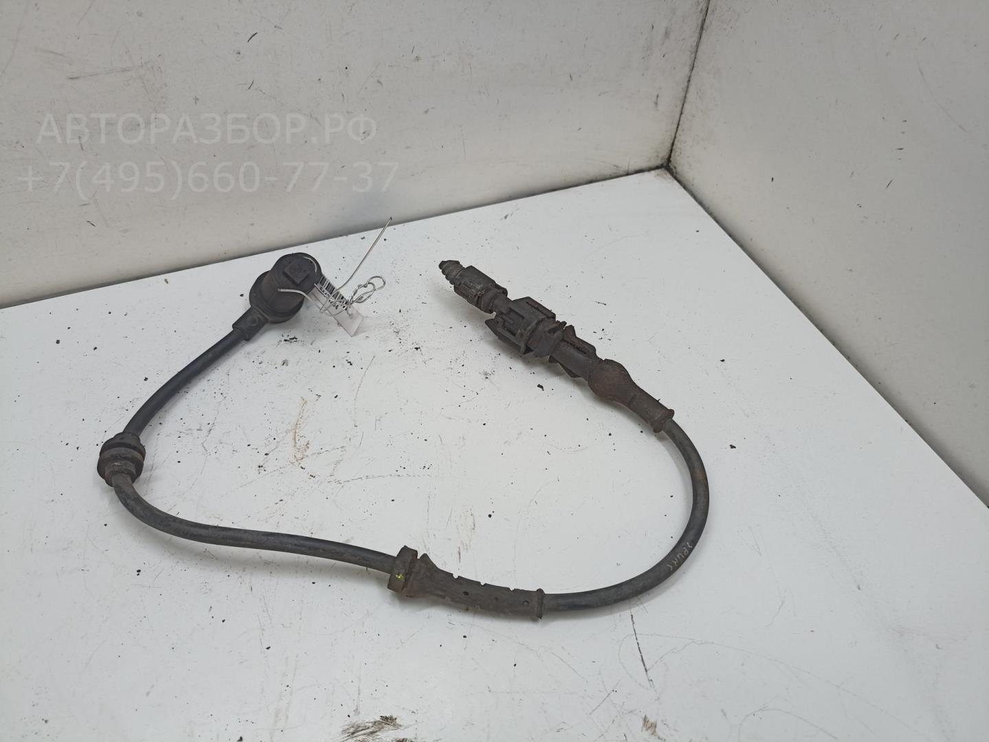 Датчик ABS передний