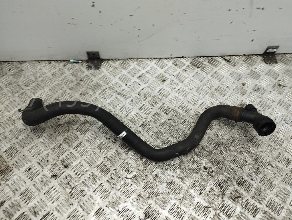 Патрубок радиатора