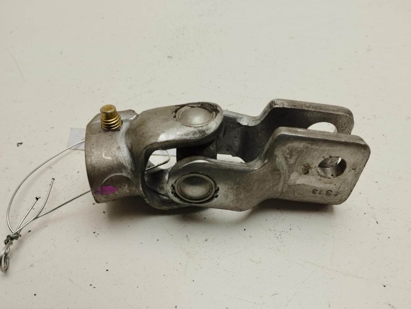 Кардан рулевой