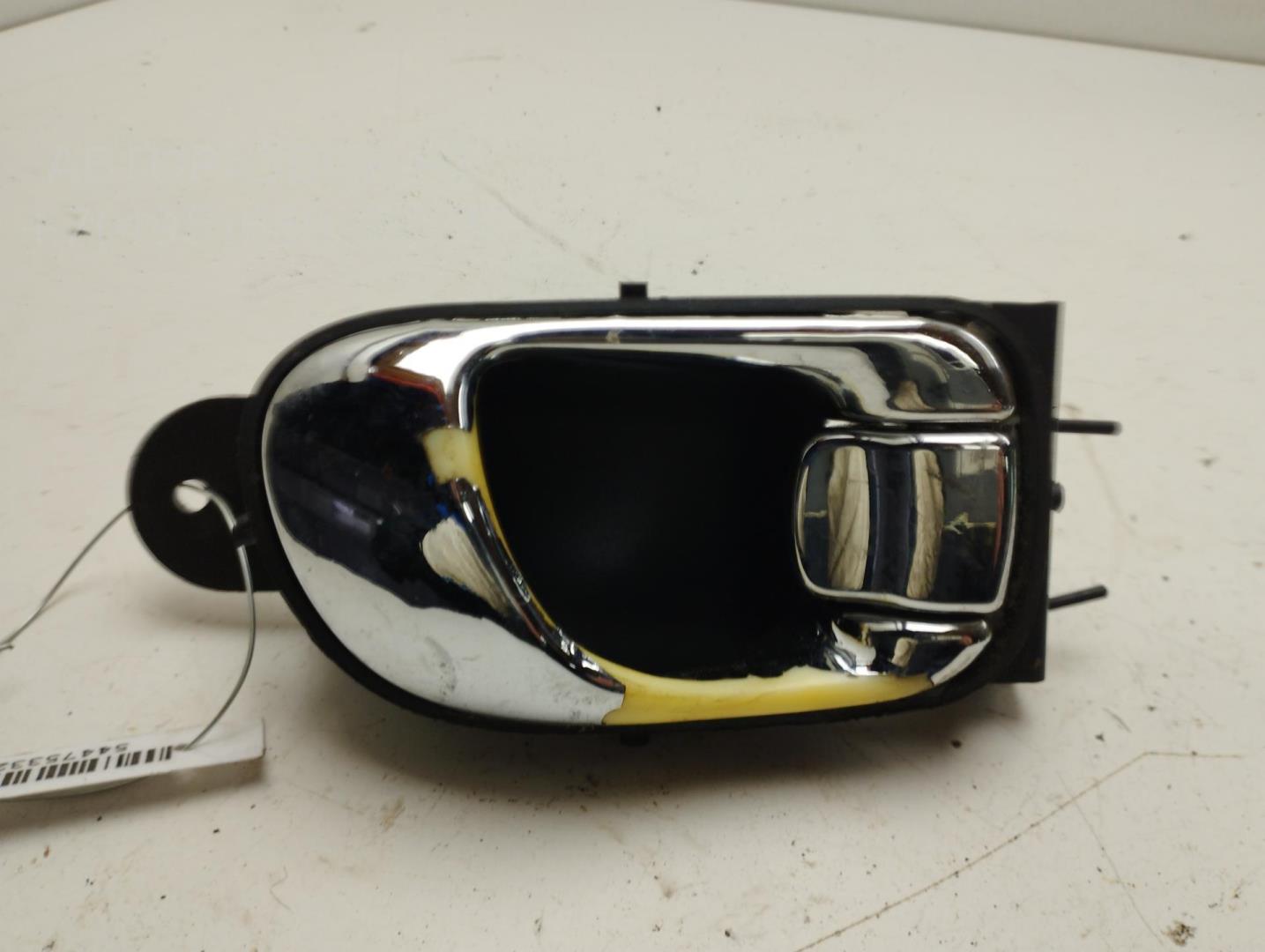 Ручка двери передней внутренняя правая