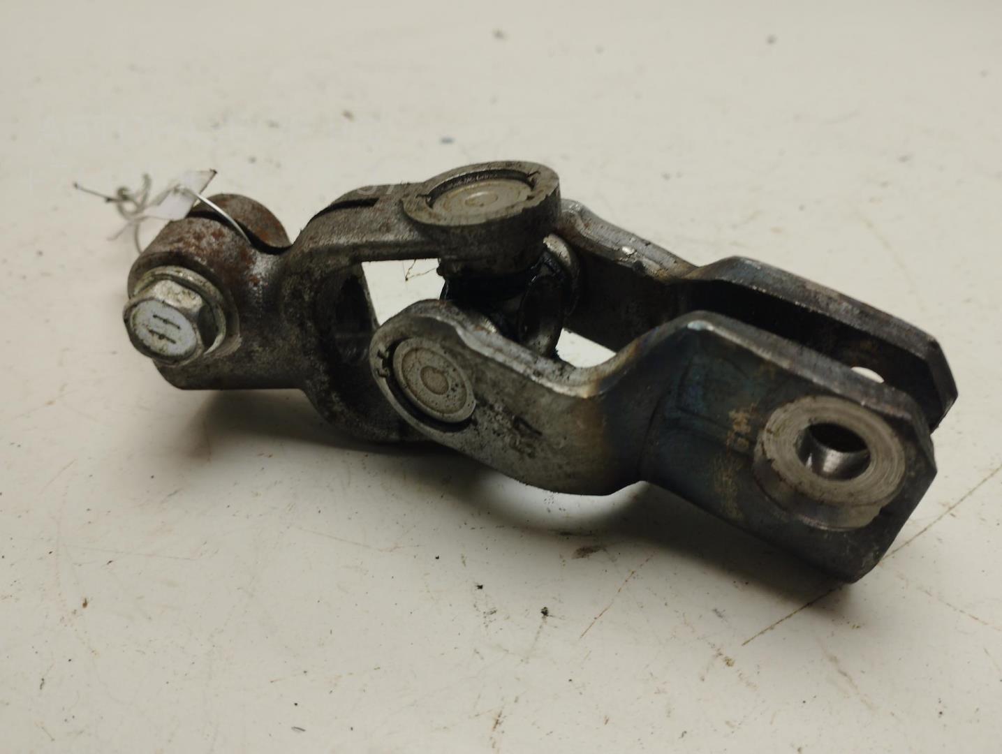 Кардан рулевой