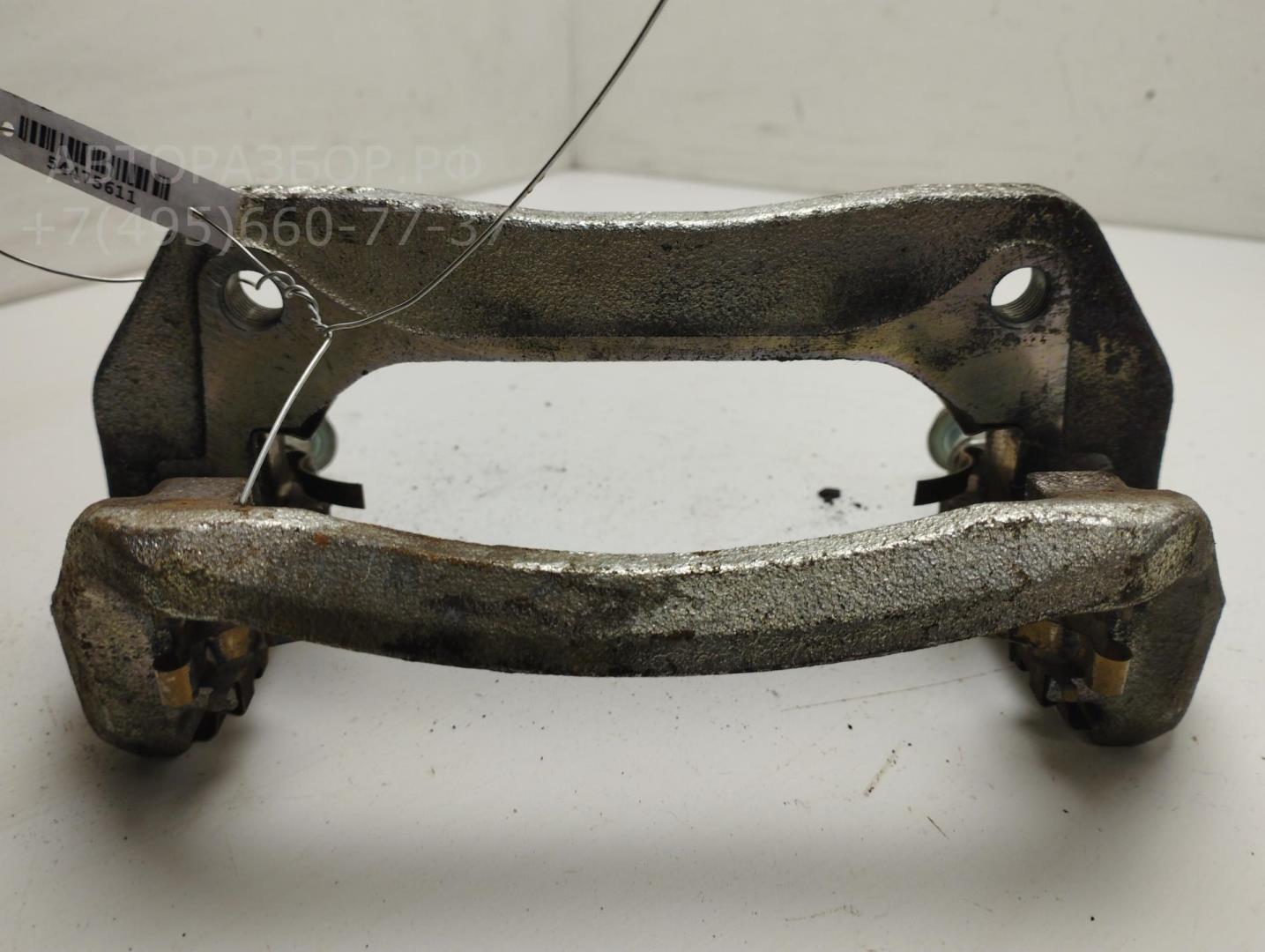 Скоба суппорта переднего