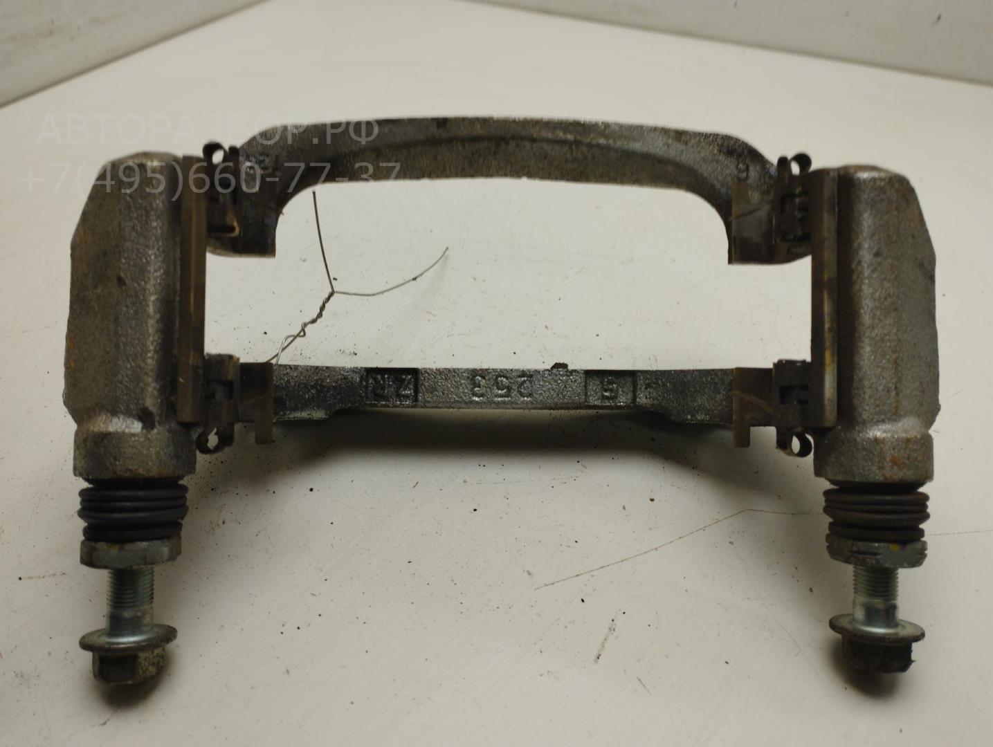 Скоба суппорта переднего