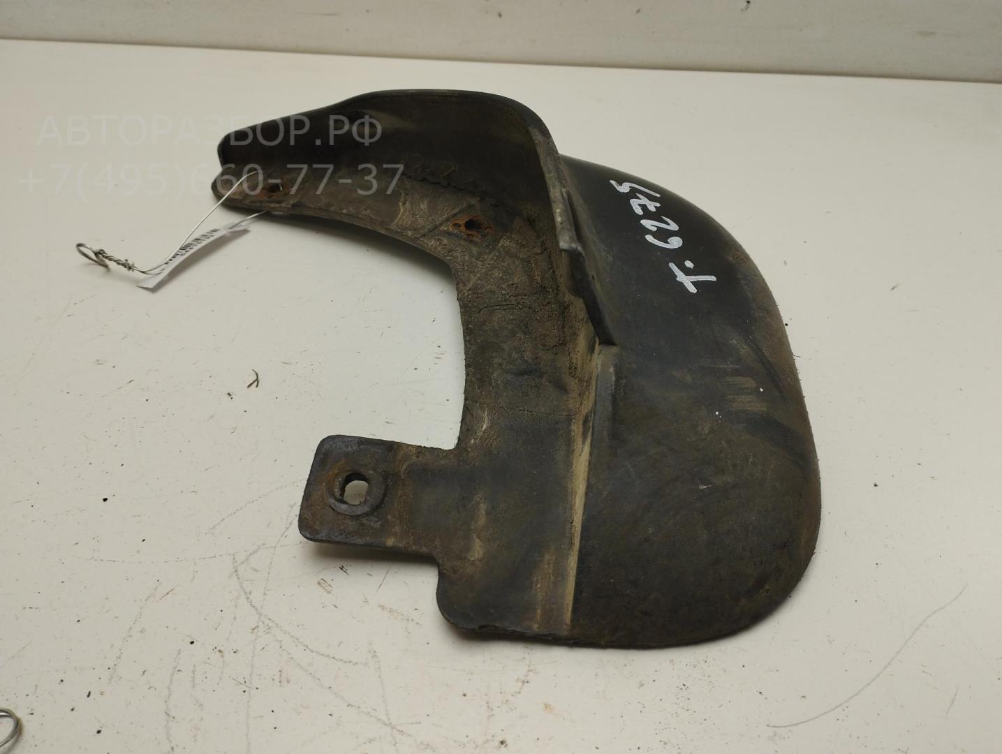 Брызговик задний правый