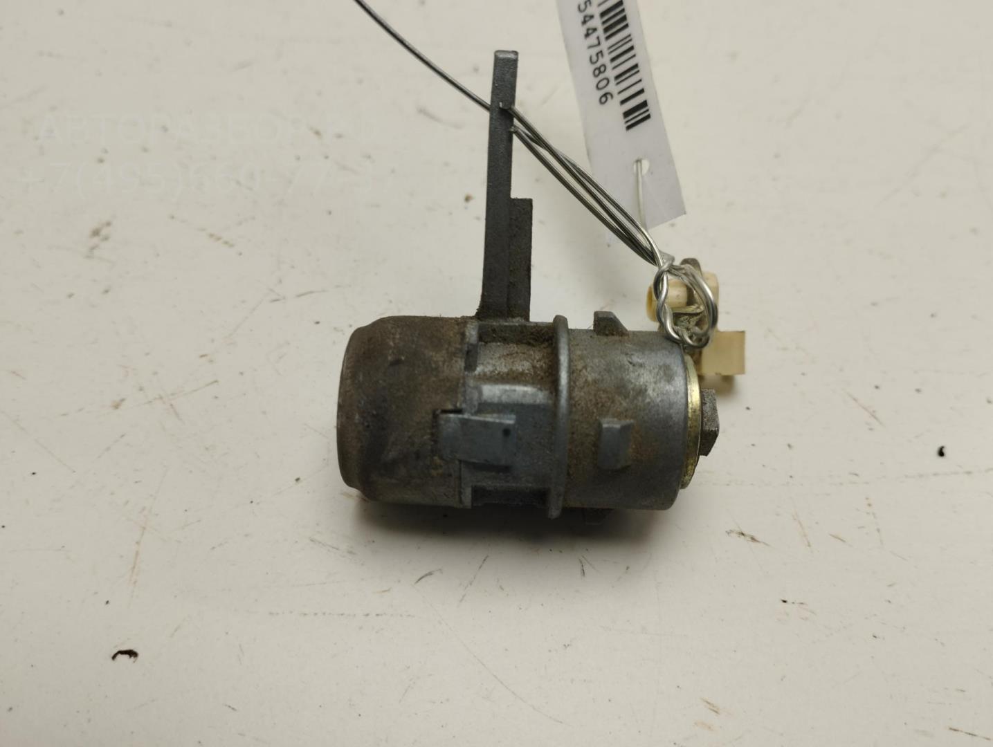 Вставка замка двери