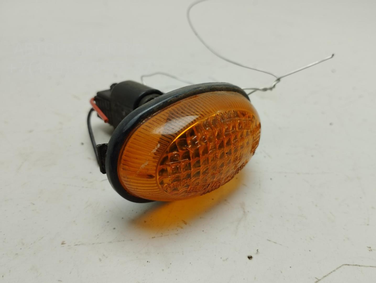 Указатель поворота левый