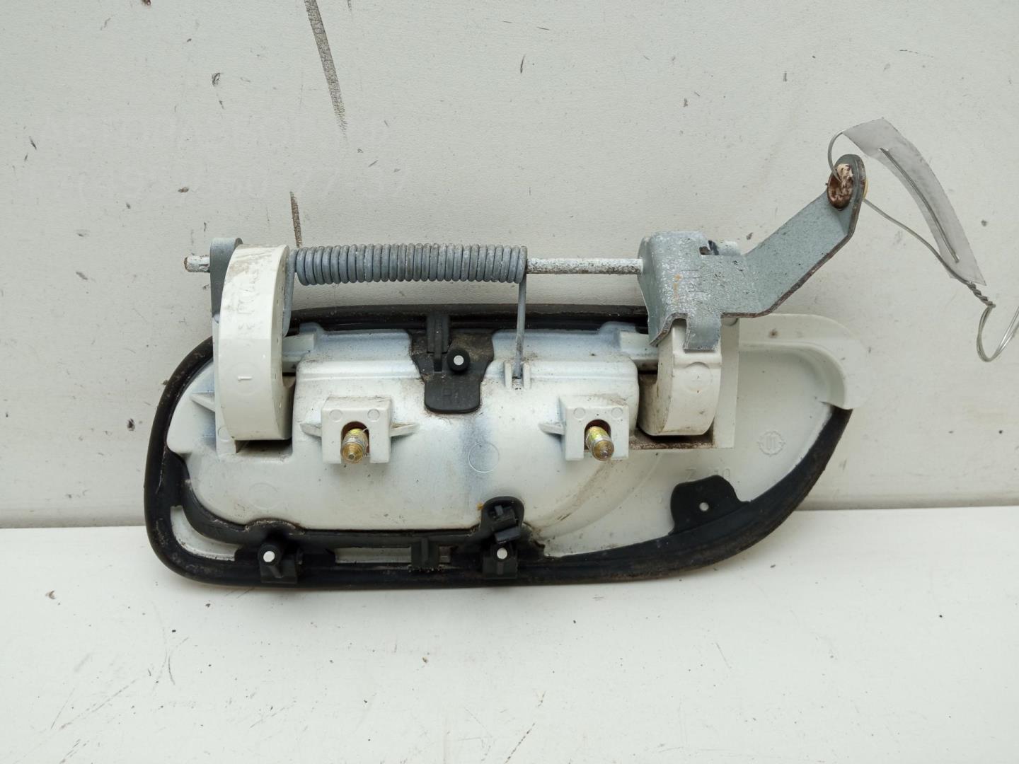 Ручка двери задней наружная правая