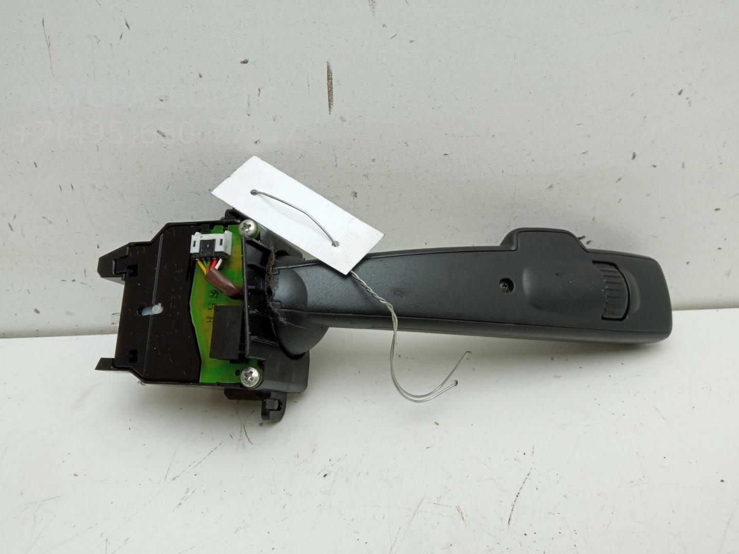 Переключатель поворотов подрулевой