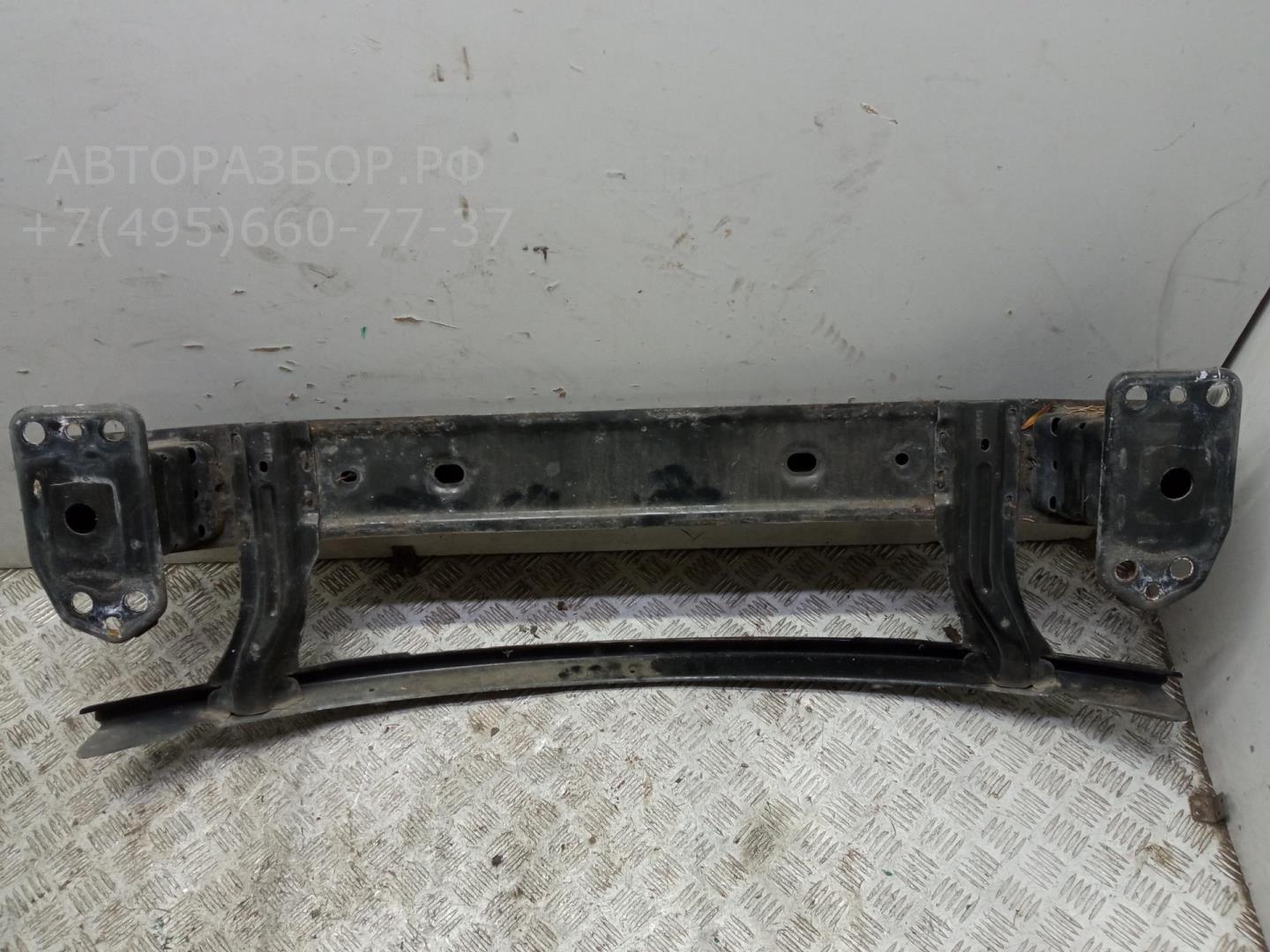 Усилитель переднего бампера