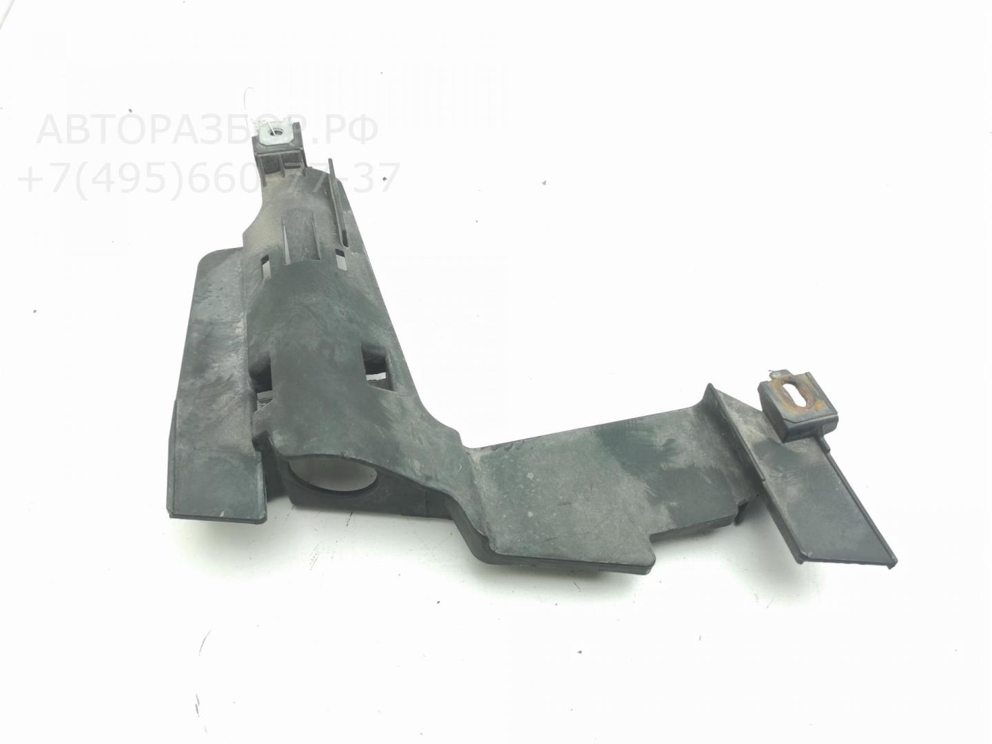 Кронштейн фар правый