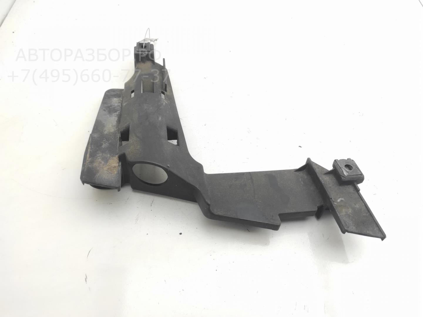 Кронштейн фар правый