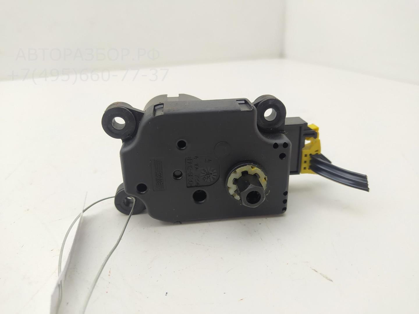 Моторчик заслонки печки