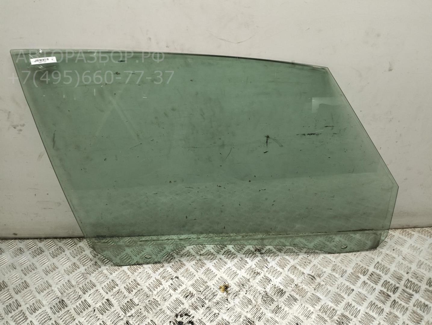 Стекло двери передней правой