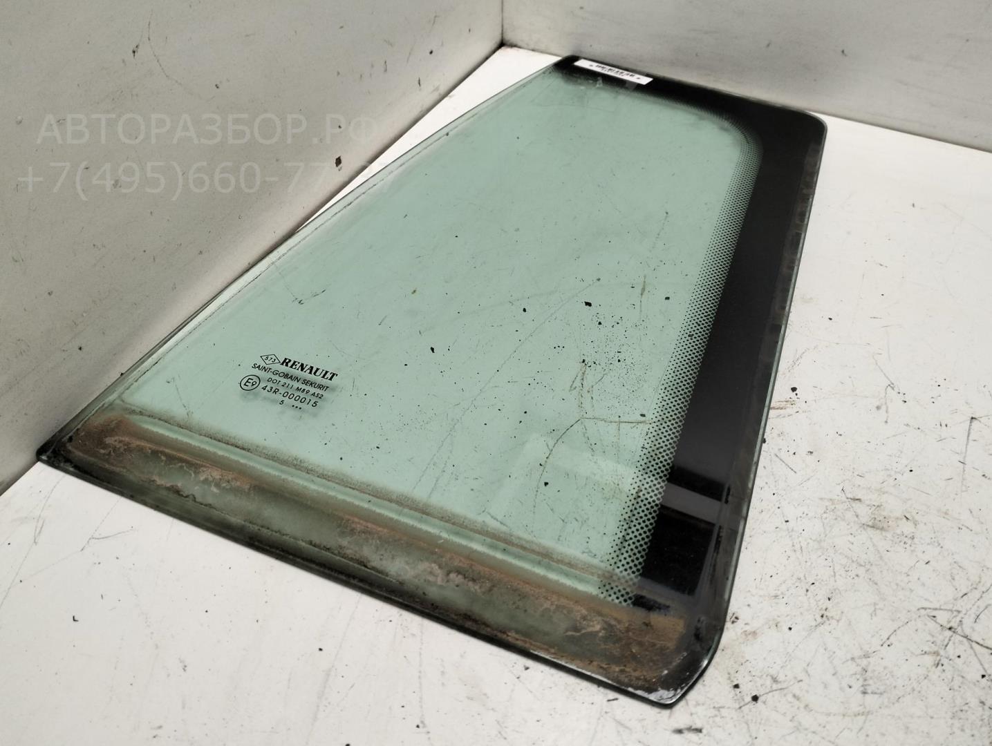 Стекло двери задней левой (форточка)
