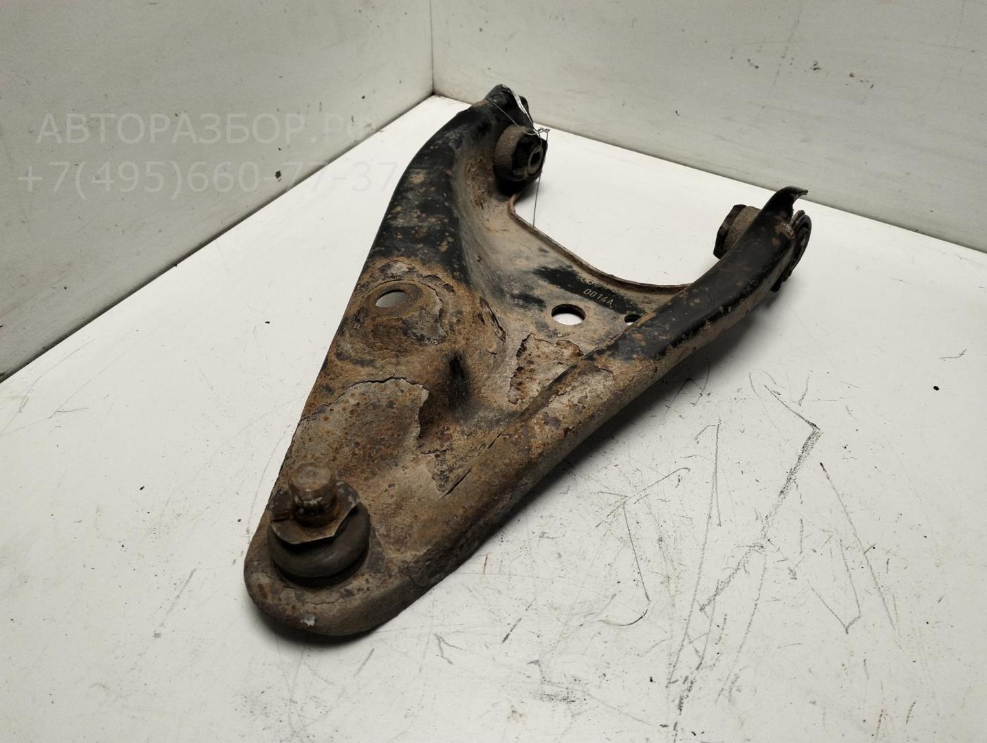 Рычаг передний правый