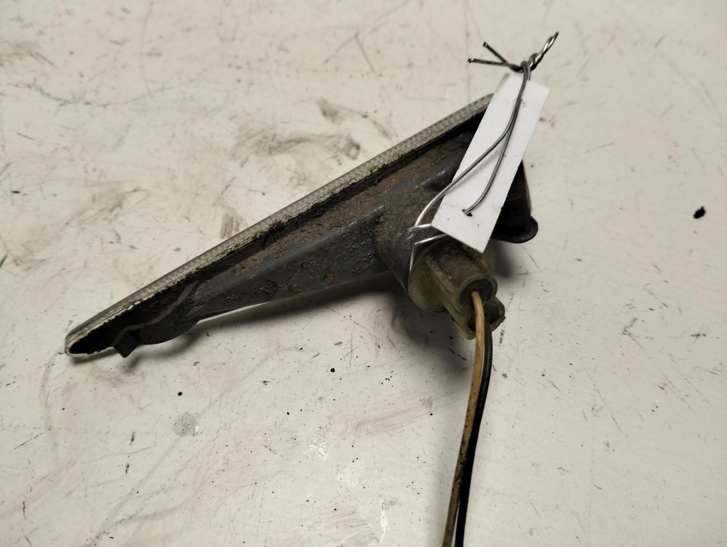 Указатель поворота правый