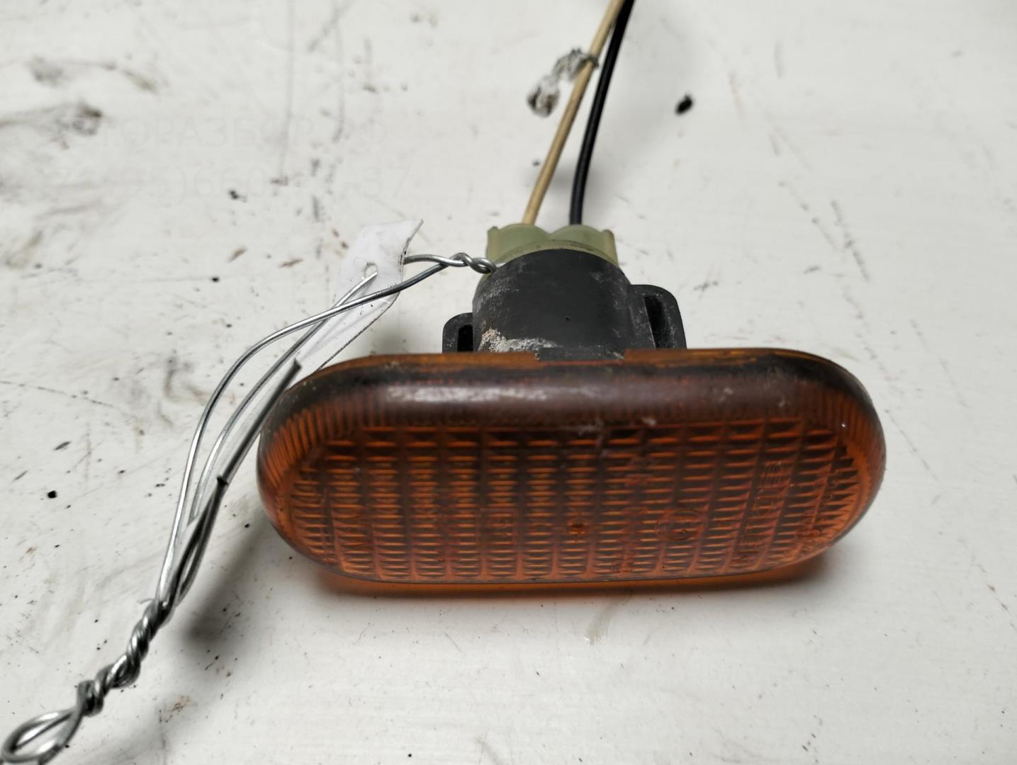 Указатель поворота правый