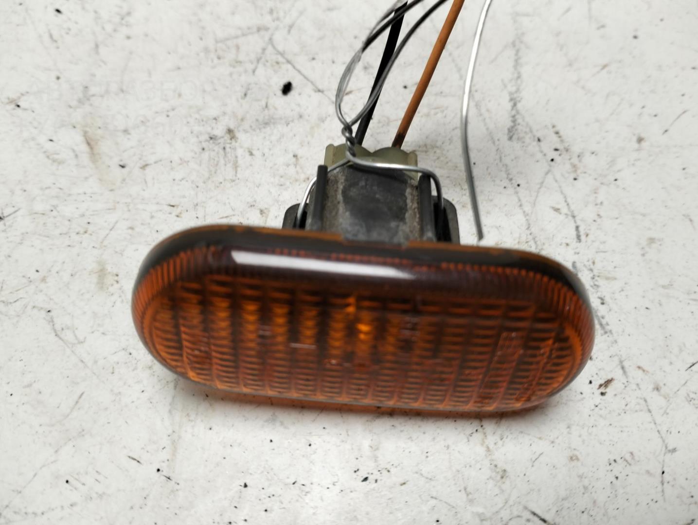 Указатель поворота левый