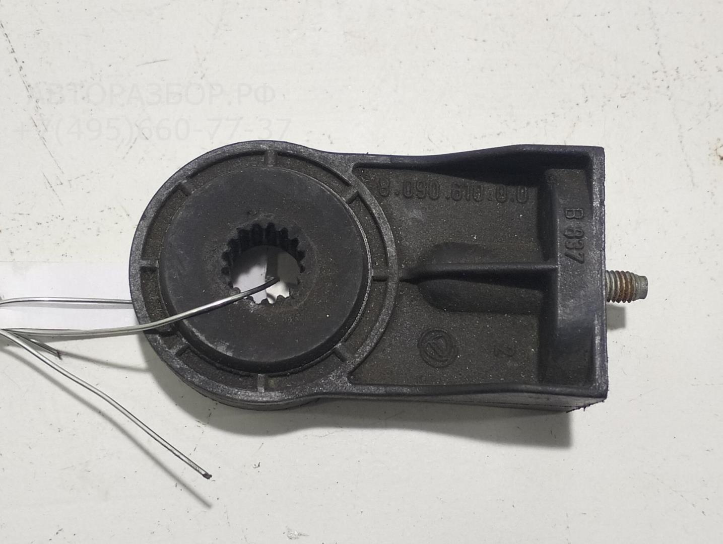 Кронштейн радиатора