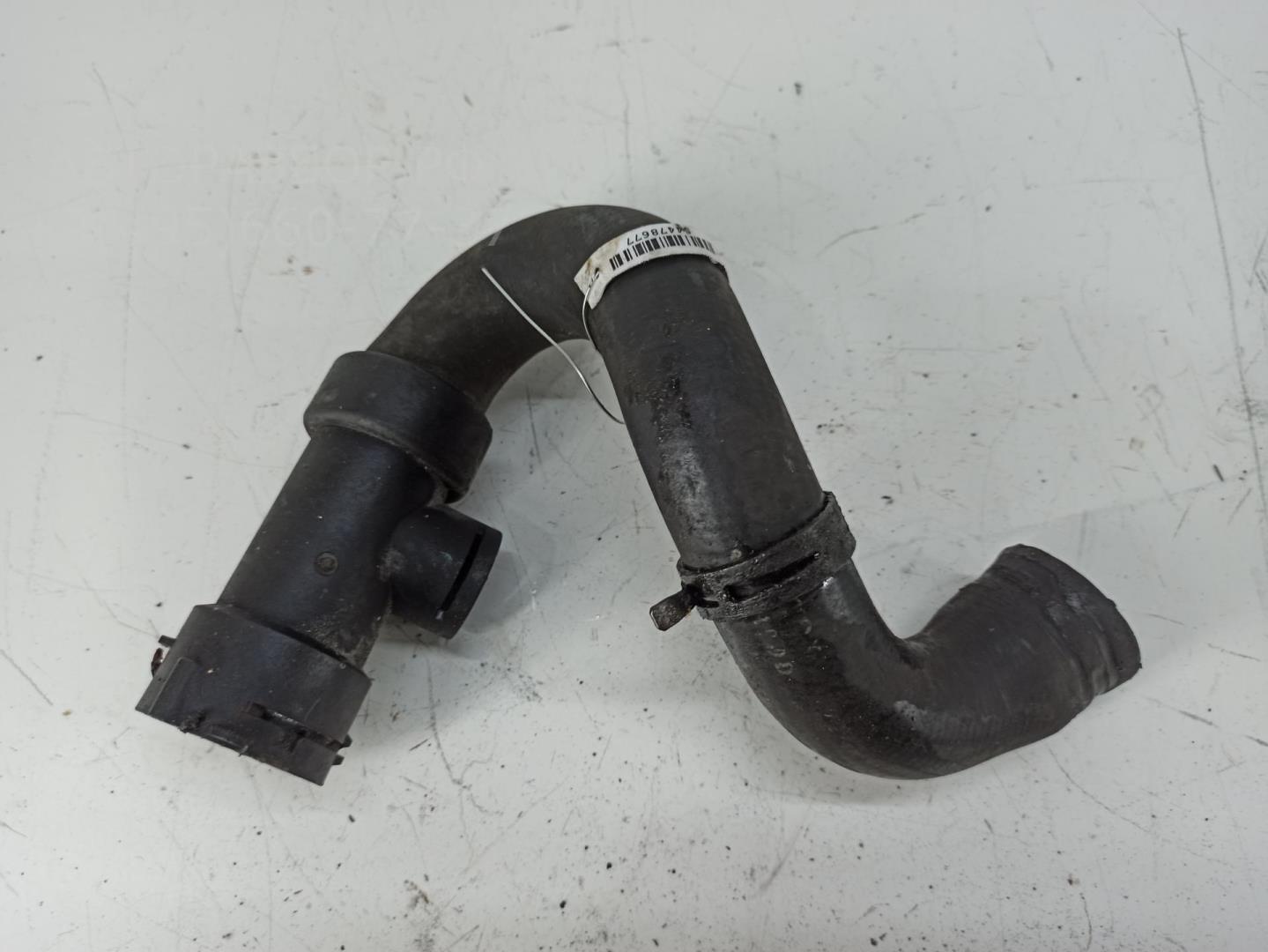 Патрубок радиатора