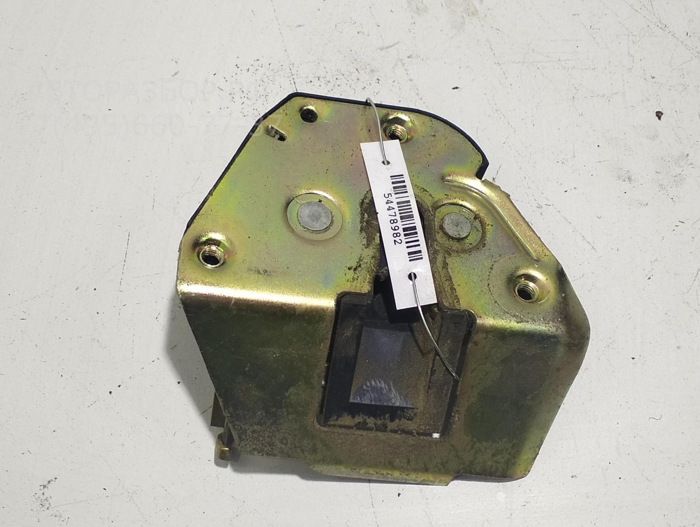 Замок двери задней правой